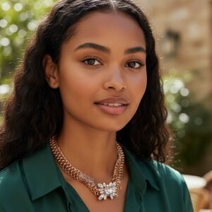 Boutique Bold Gold Crystal Statement Necklace Classic 18K Gold Plated Chain